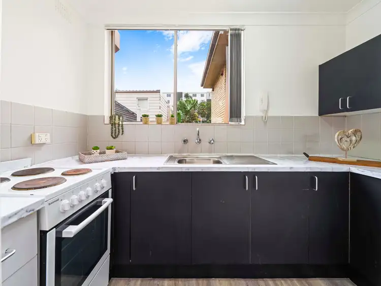Fifth view of Homely studio listing, 16/164-166 Bondi Road, Bondi NSW 2026