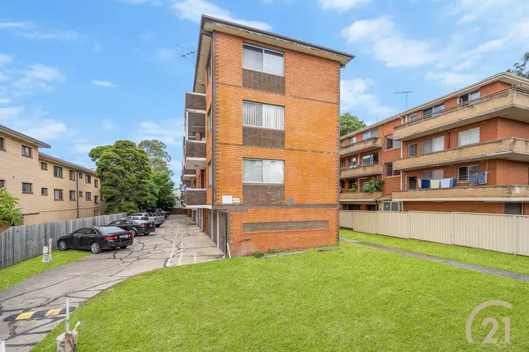 5/7 Lackey Street, Fairfield NSW 2165