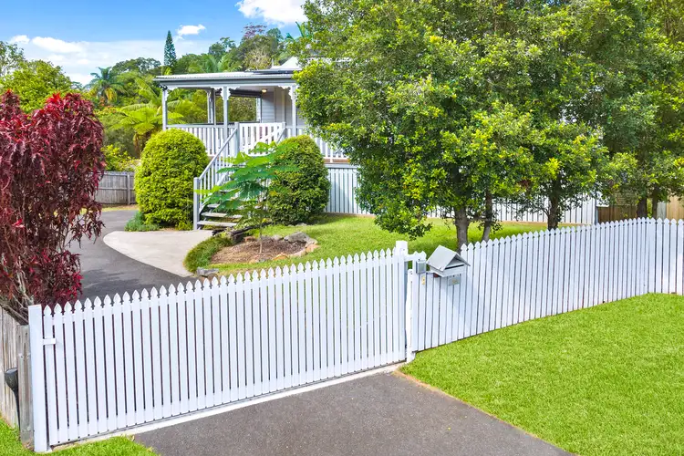 16 Colonial Way, Woombye QLD 4559