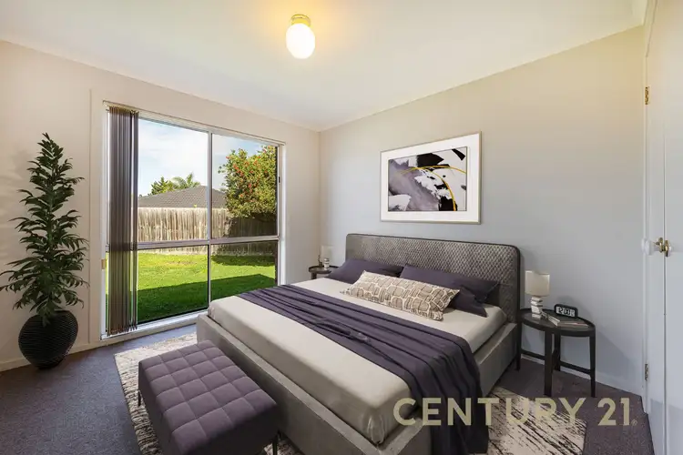 Sixth view of Homely house listing, 2 Breydon Place, Hampton Park VIC 3976