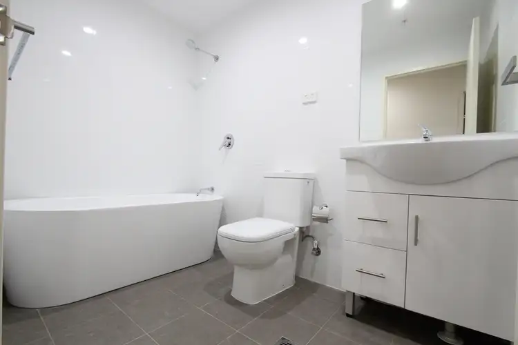 Sixth view of Homely unit listing, 72/1 Browne Parade, Warwick Farm NSW 2170