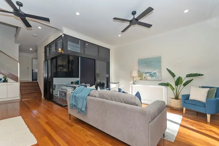 19 Paddington Terrace, Douglas QLD 4814