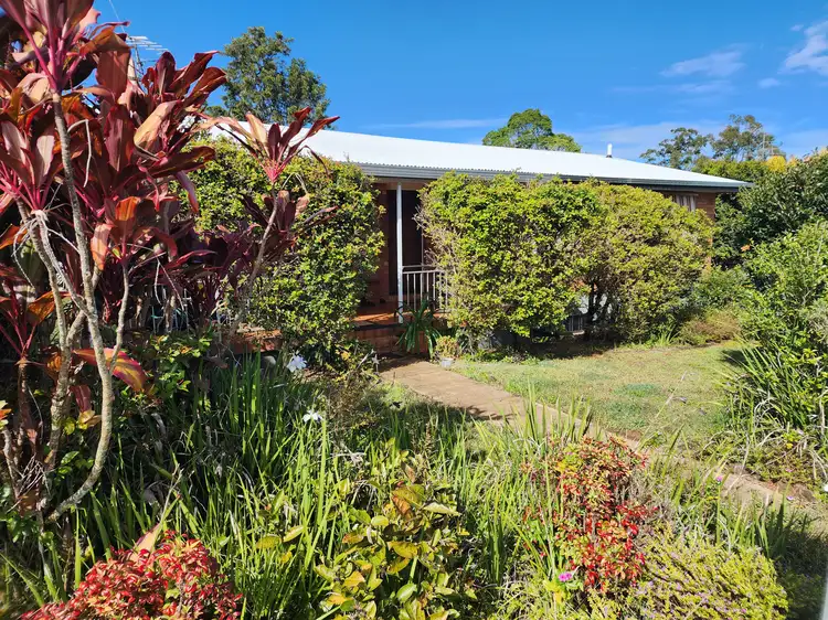 11 Junee Court, Woombye QLD 4559