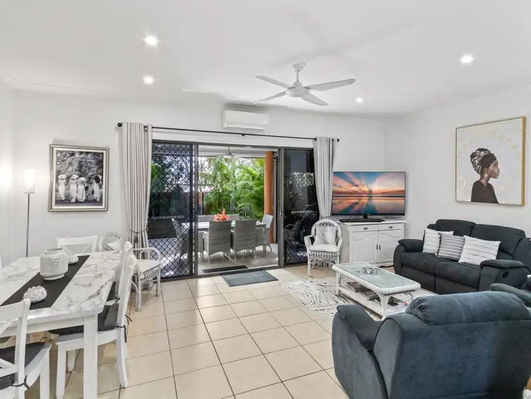 8/30 East Street, Scarness QLD 4655