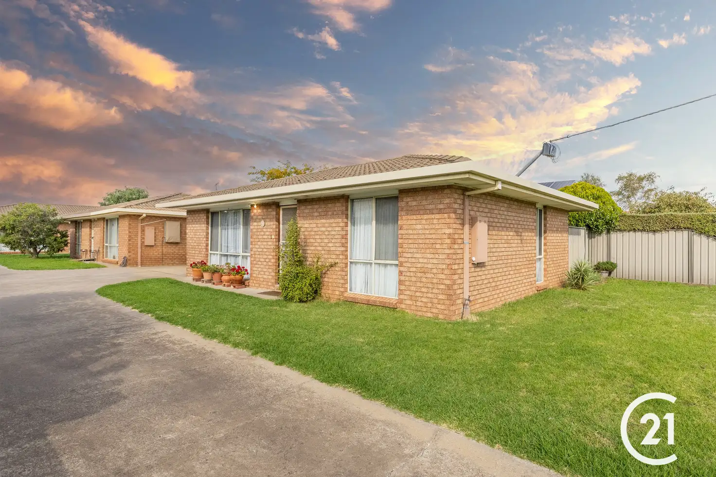 Main view of Homely unit listing, 1/102 Crossen Street, Echuca VIC 3564