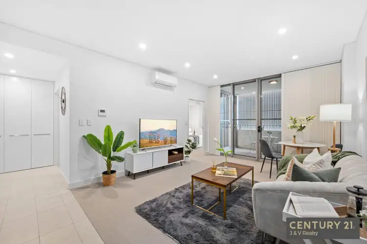 23/2 Cowan Road
