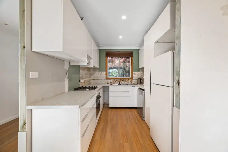 Fifth view of Homely house listing, 32 Martin Place, Faulconbridge NSW 2776