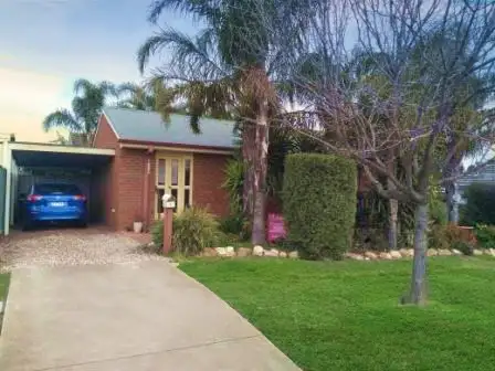 Main view of Homely townhouse listing, 3 Gordon Street, Kangaroo Flat VIC 3555