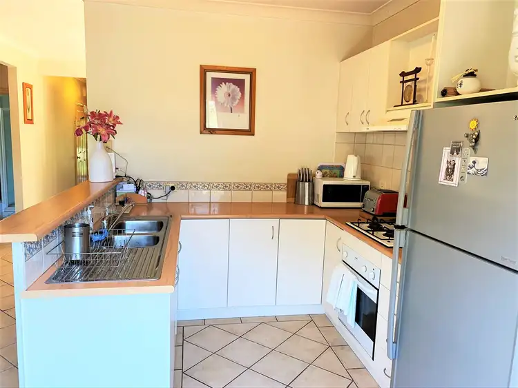 Sixth view of Homely house listing, 27 Elphinstone Way, Caroline Springs VIC 3023