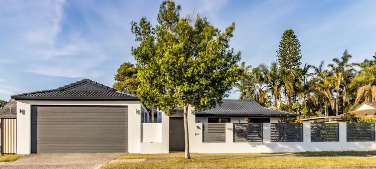 3 Collins Crescent, Benowa QLD 4217