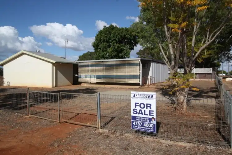 12 Devereux Street, Charters Towers QLD 4820