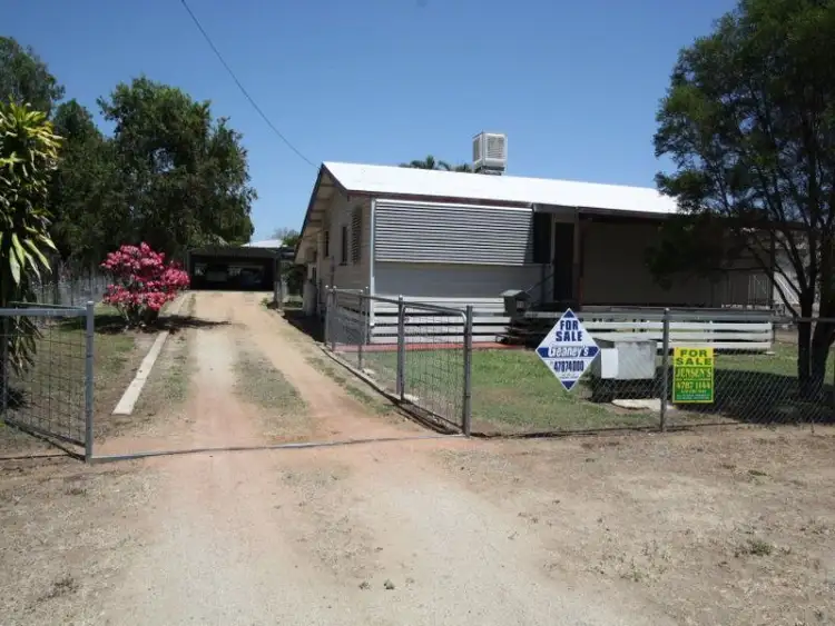 11 Dan Lane, Charters Towers QLD 4820