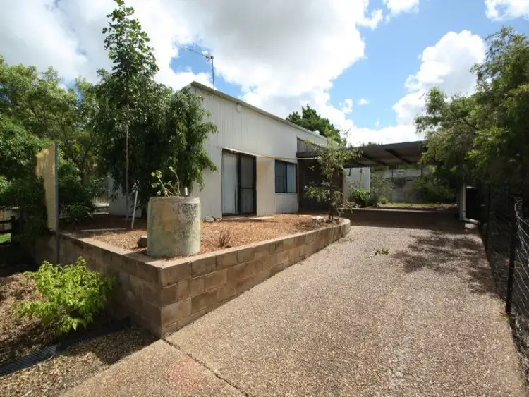 120 Hackett Terrace, Charters Towers QLD 4820