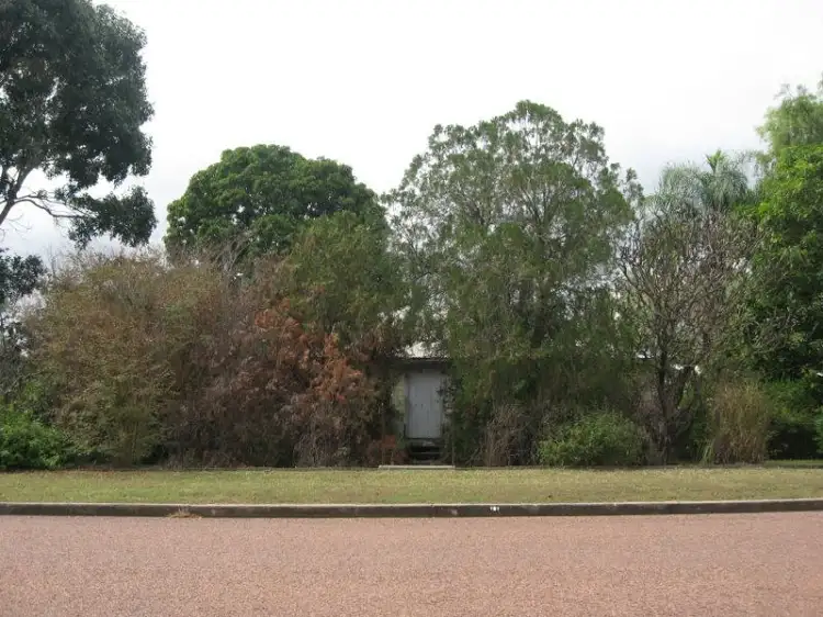 11 Vulture Street, Charters Towers QLD 4820