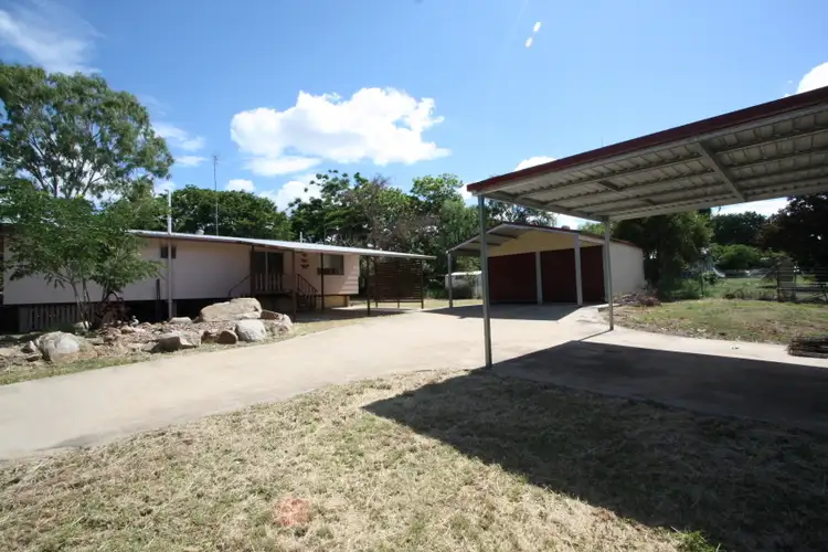 15 Mahoney Street, Richmond Hill QLD 4820