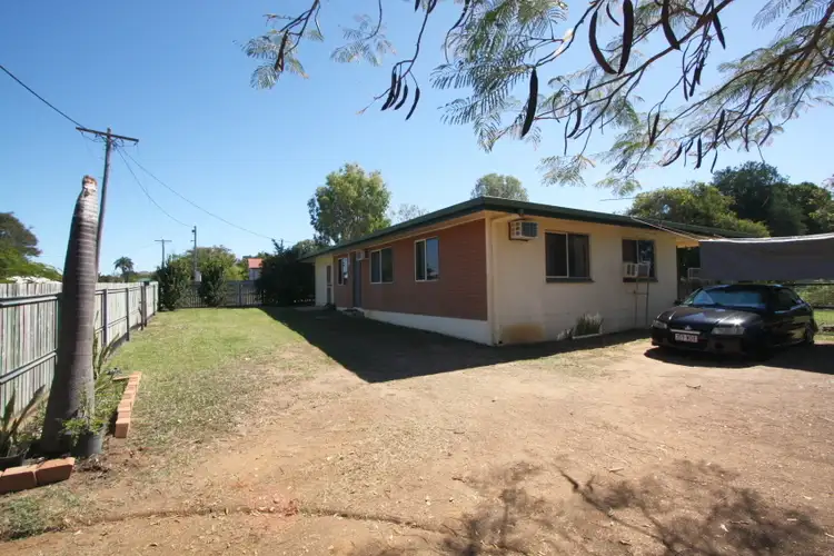8 Plant Street, Richmond Hill QLD 4820