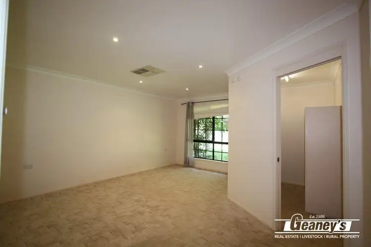 Sixth view of Homely house listing, 8 Hilton Court, Richmond Hill QLD 4820