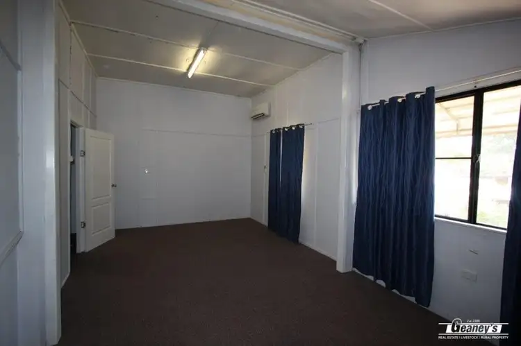 Fifth view of Homely house listing, 4 Deighton Street, Richmond Hill QLD 4820