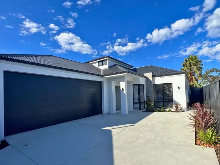 9a Westlake Road, Morley WA 6062