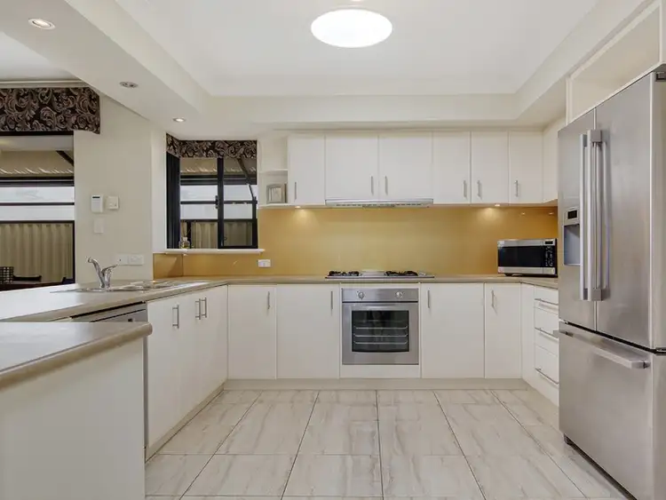 Seventh view of Homely house listing, 4 Elderberry Circle, Halls Head WA 6210