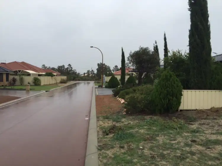 7 Delta Street, Wattle Grove WA 6107