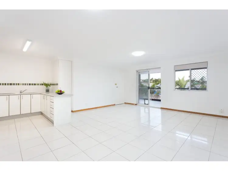 Sixth view of Homely unit listing, 8/14 Douglas Street, Greenslopes QLD 4120