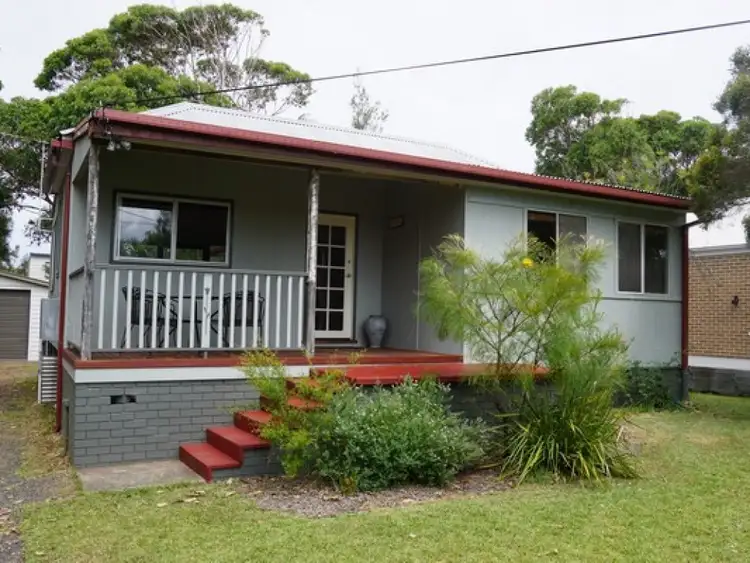 Second view of Homely house listing, 4 The Foredeck, Manyana NSW 2539