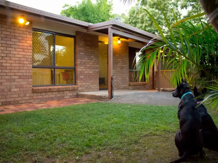 6 Ford Street, Raceview QLD 4305