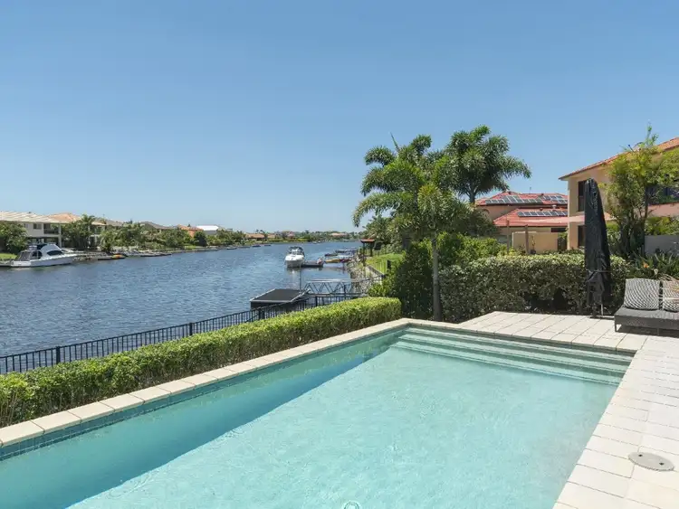 26 Calmwater Crescent, Helensvale QLD 4212