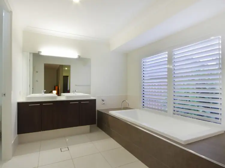 Sixth view of Homely house listing, 7 Lapwing Circuit, Beerwah QLD 4519