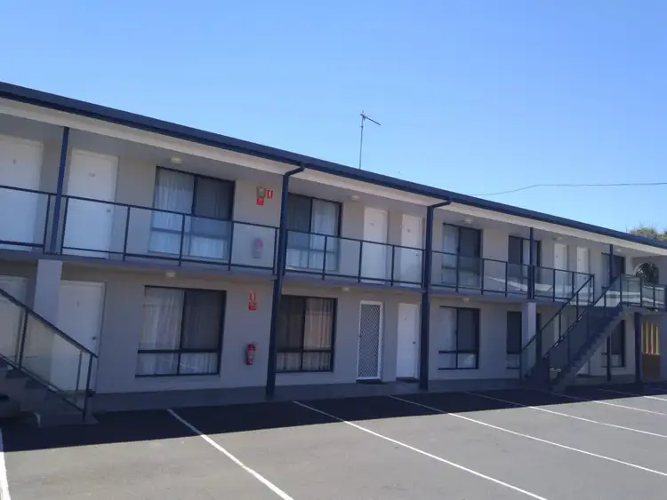 4/121 Ocean Drive, Bunbury WA 6230