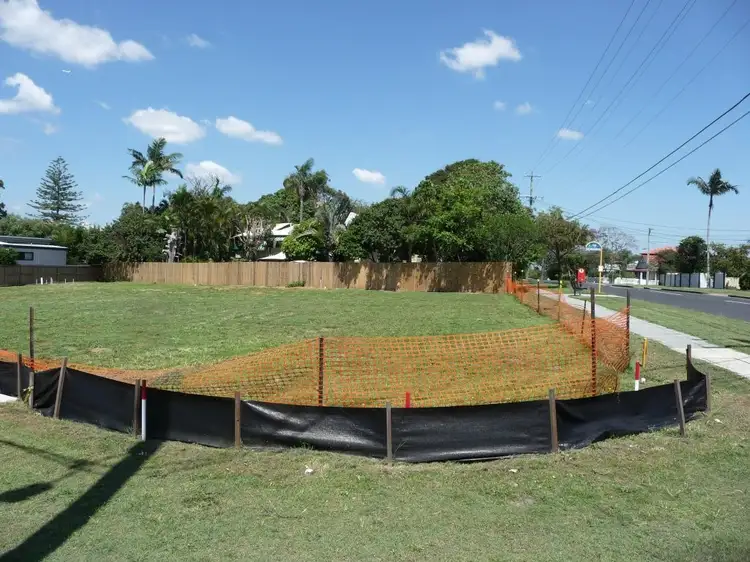 3 Regent Street, Wynnum West QLD 4178