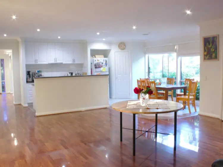 17 Ploughshare Drive, Mount Helen VIC 3350