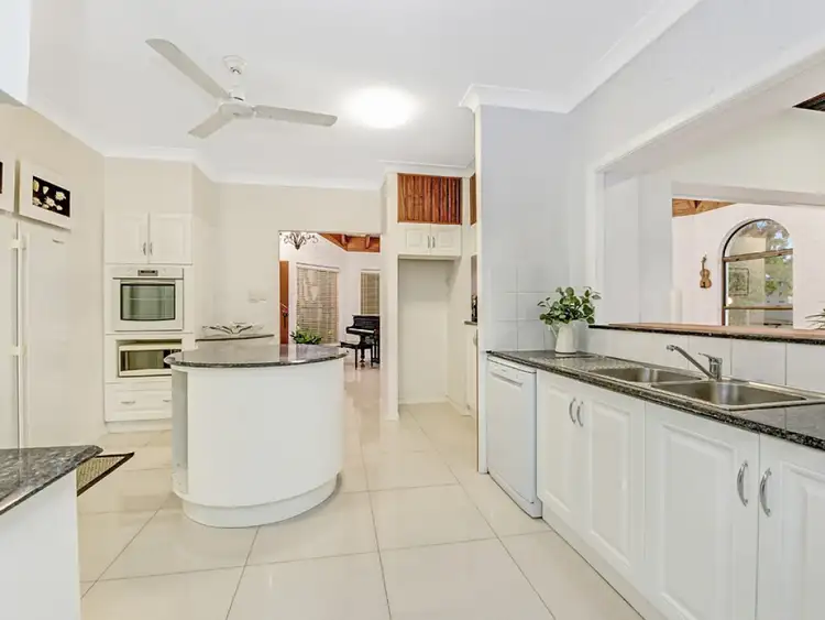 Fifth view of Homely house listing, 2 Resolute Court, Newport QLD 4020