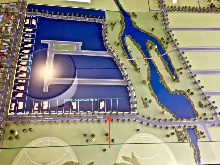 235 Heather Grove, Clyde North VIC 3978