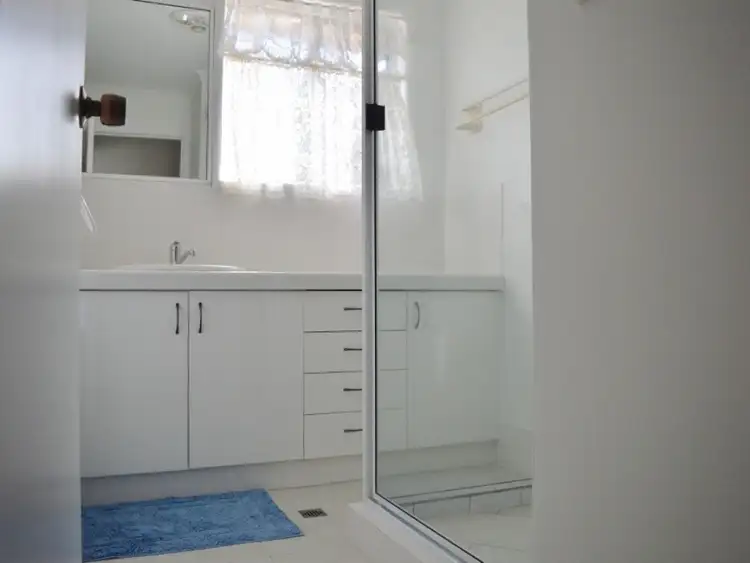 Fifth view of Homely unit listing, 2/27 Sapphire Court, Toowoomba QLD 4350