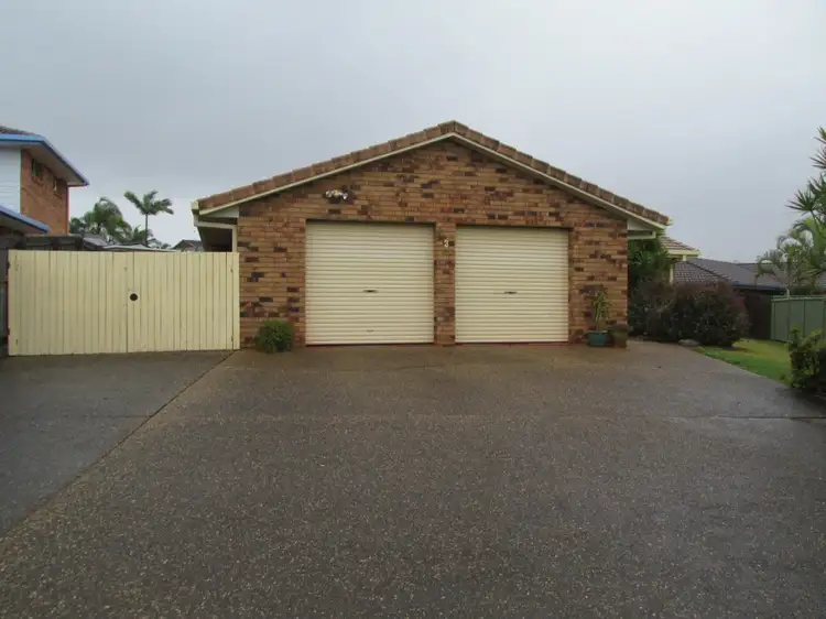 Second view of Homely house listing, 3 Mataro Ct, Thornlands QLD 4164