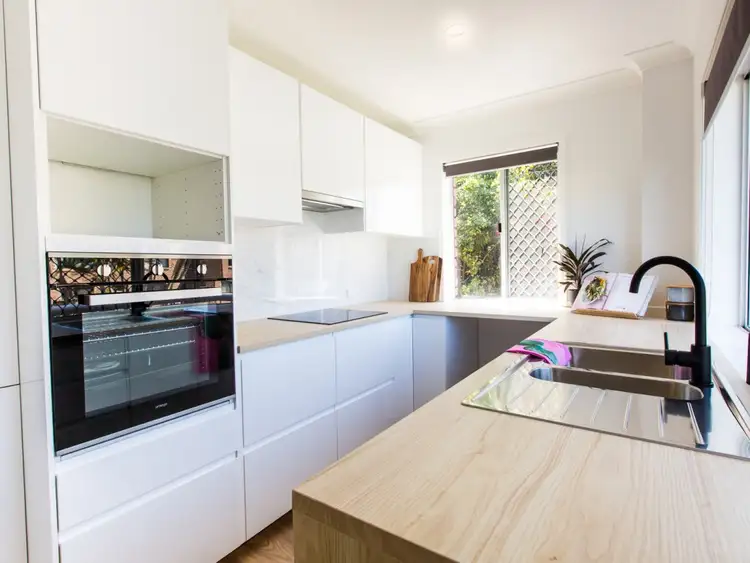 Main view of Homely unit listing, 6/11 Fourteenth Ave, Palm Beach QLD 4221