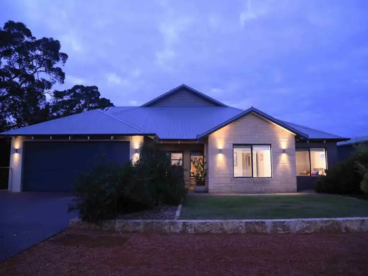 16 O'Meara Drive, Burekup WA 6227