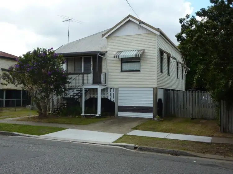 Third view of Homely house listing, 8 Ellis Street, Greenslopes QLD 4120