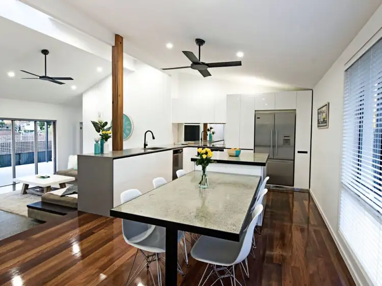 Second view of Homely house listing, 7 Sara Street, Ashmore QLD 4214