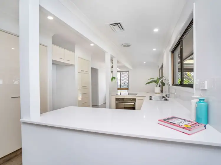 Sixth view of Homely house listing, 8 Binalong Drive, Ashmore QLD 4214