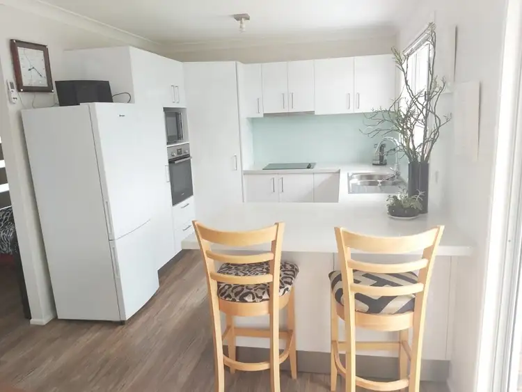 Second view of Homely house listing, 4 Oxley Circuit, Daisy Hill QLD 4127