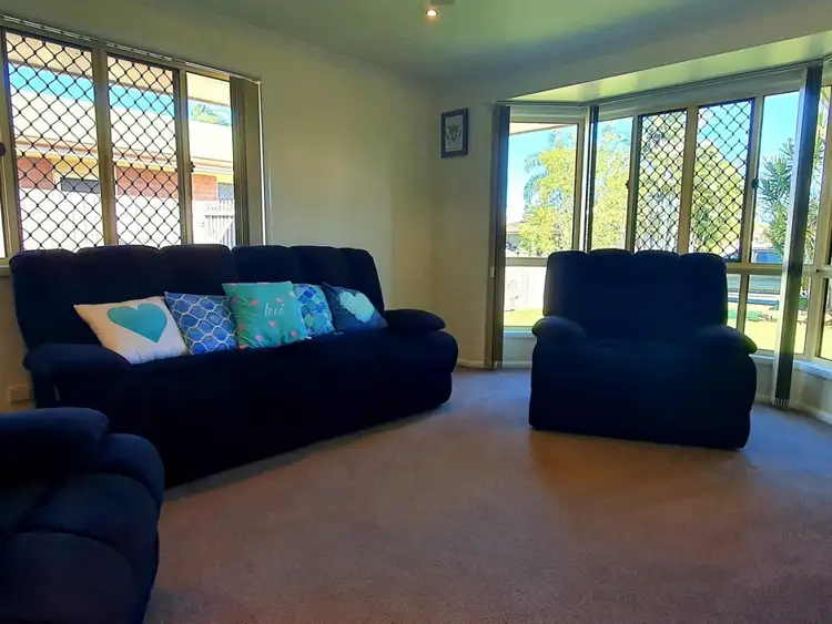 Sixth view of Homely house listing, 8 Chelsea Crescent,, Glenella QLD 4740