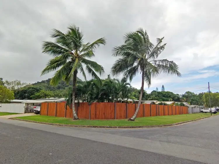 10 Centaur Street, Trinity Park QLD 4879