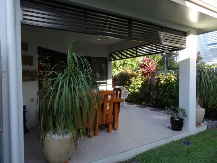 Sixth view of Homely villa listing, 1/10 O'Connor Street, Rosslea QLD 4812