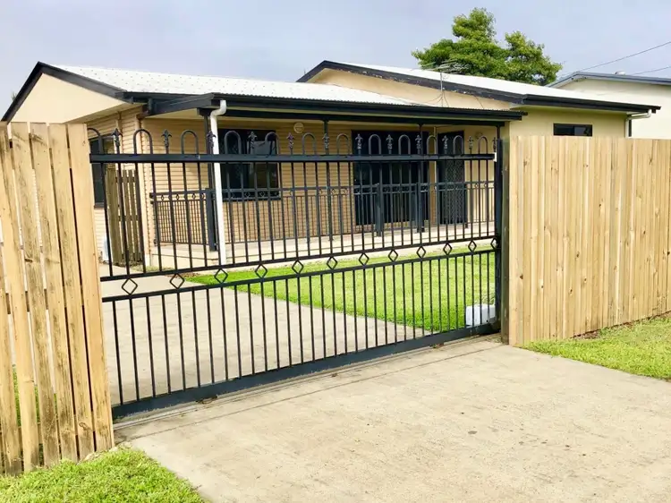 36 Schapers Road, Glenella QLD 4740