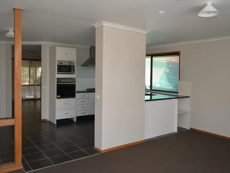 Third view of Homely house listing, 31 Kingsley Drive, Sunbury VIC 3429