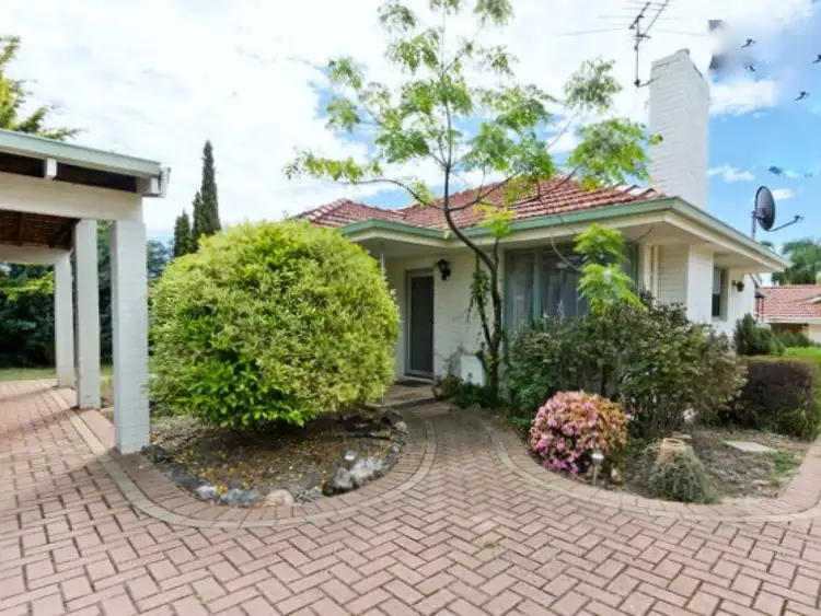 72 Eastdene Circle, Nollamara WA 6061