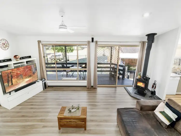 Fifth view of Homely house listing, 11 Pacific Pines Boulevard, Pacific Pines QLD 4211